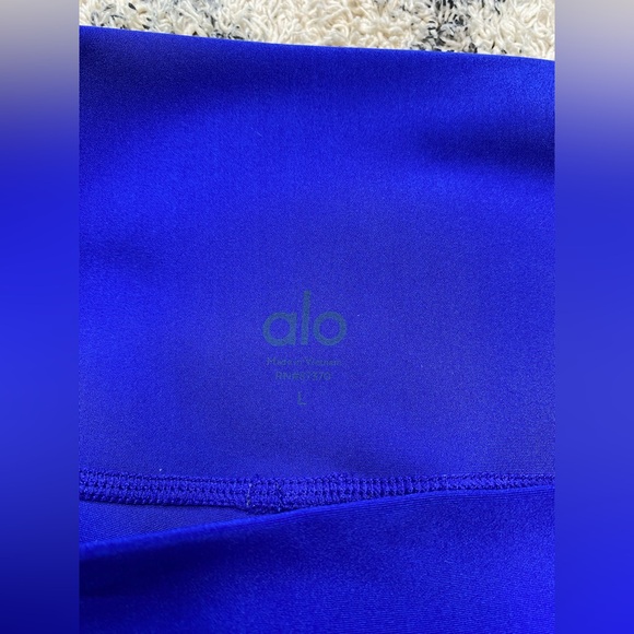 ALO Leggings - Picture 5 of 6